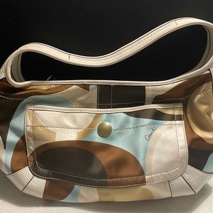 Vintage coach cool colors